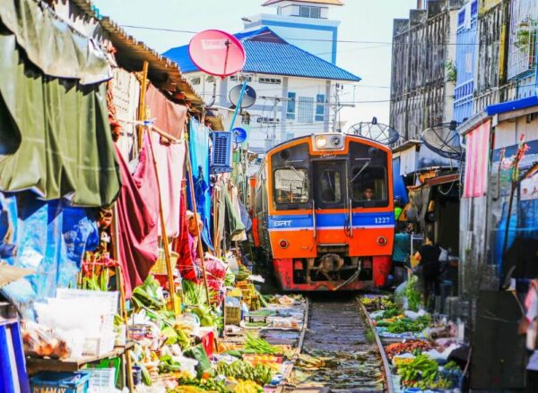 railway market tour