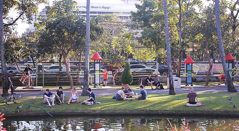 suan buak haad park