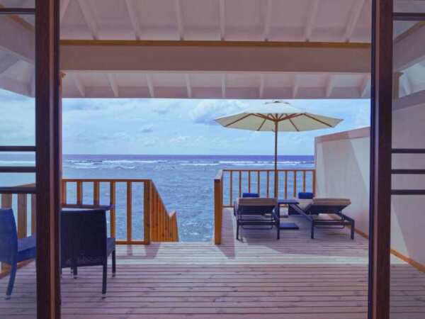 Brennia Kottefarv Maldives Beach Villa Retreat